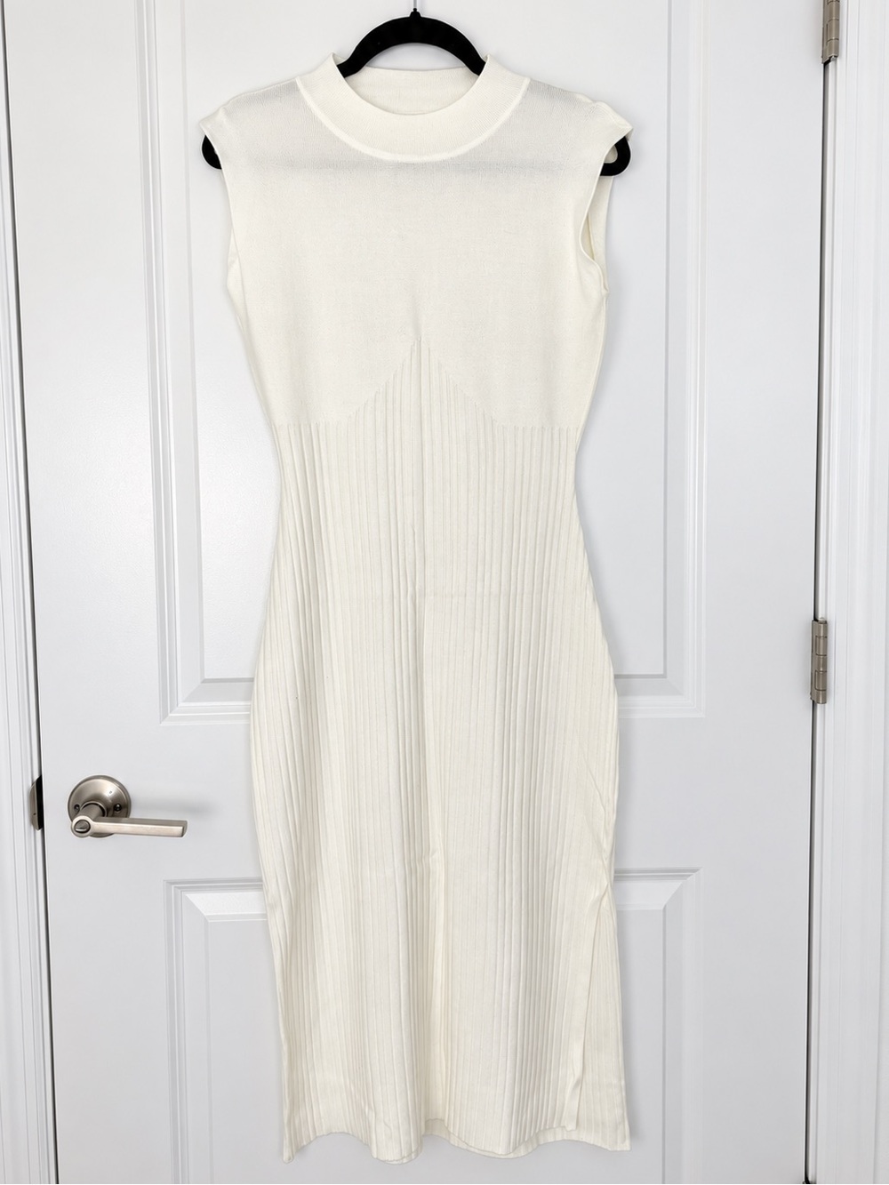 Ivory Ribbed Knit Sleeveless Mock Neck Bodycon Midi Dress Size M